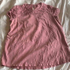 Pink t-shirt